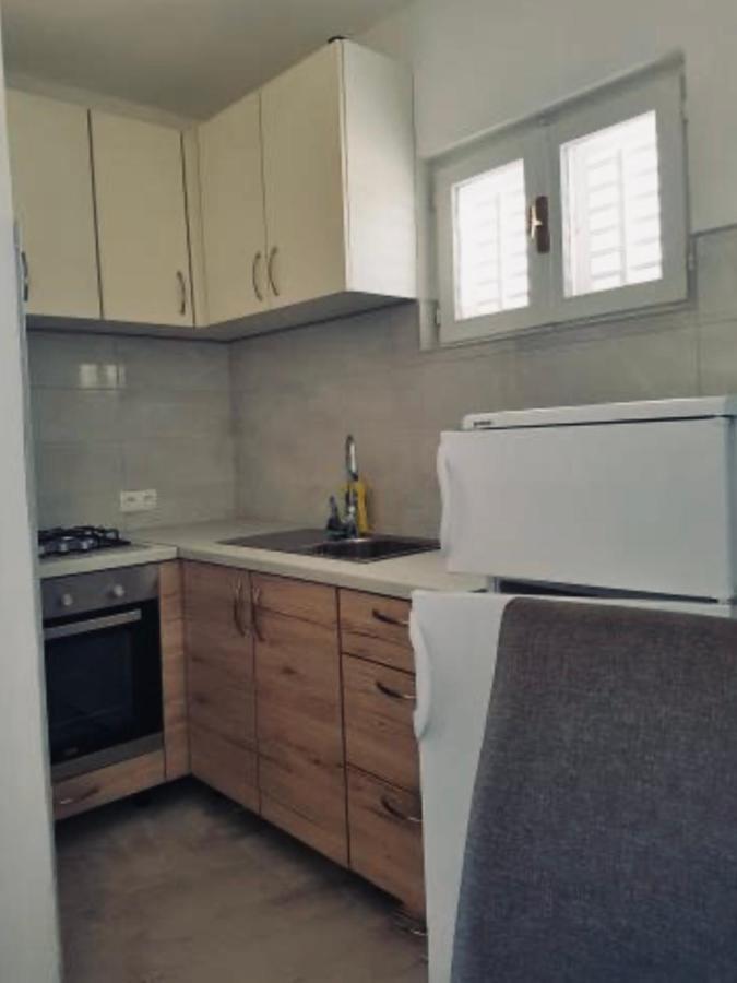 Apartmani Veronika Sukošan Esterno foto