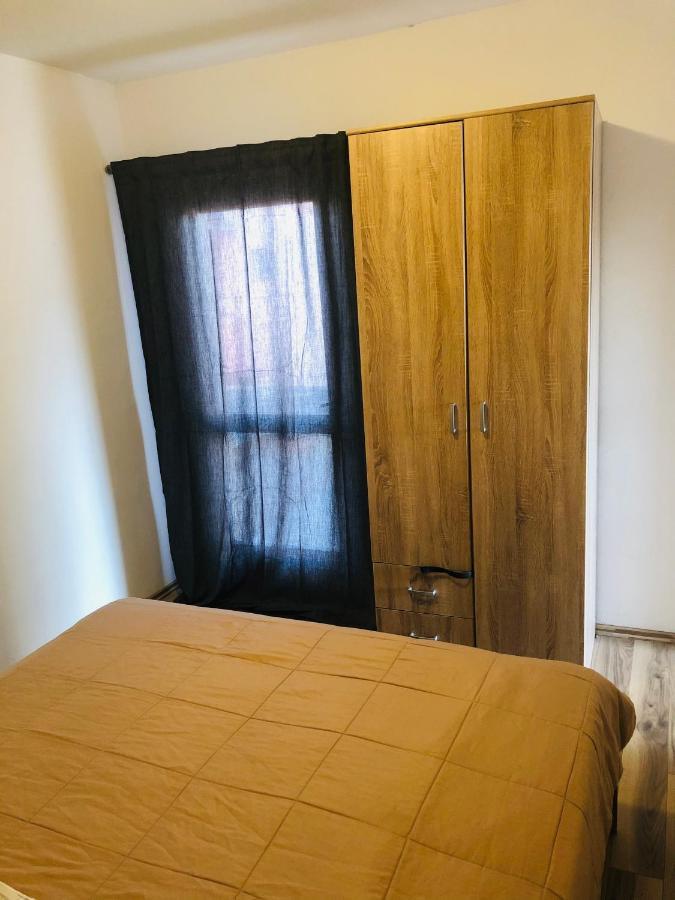 Apartmani Veronika Sukošan Esterno foto