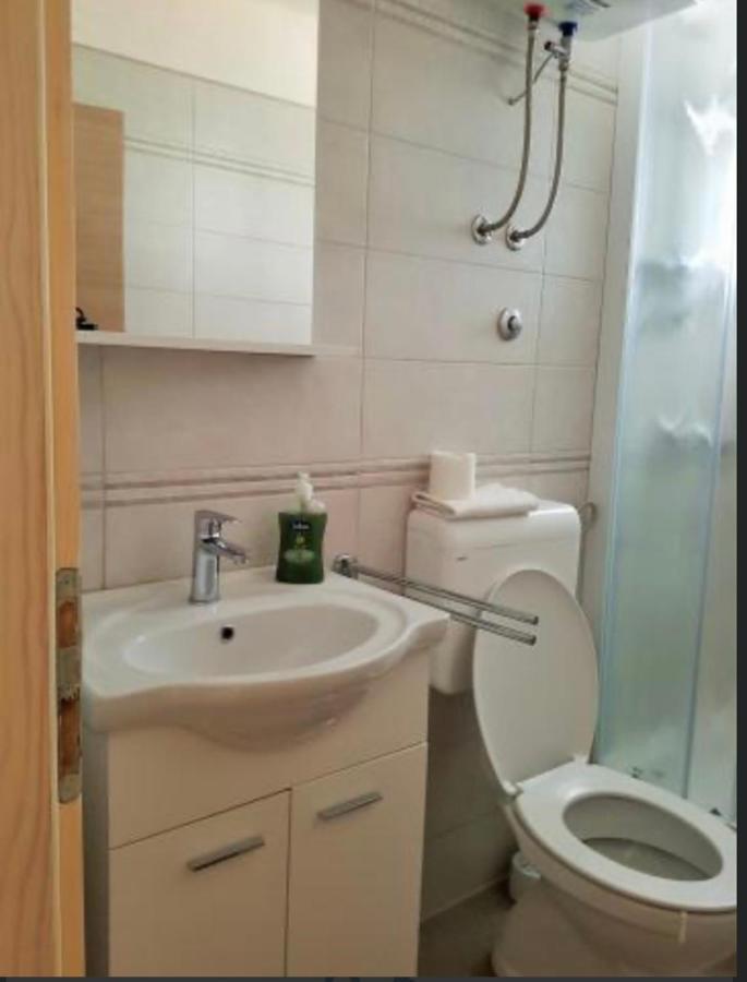 Apartmani Veronika Sukošan Esterno foto